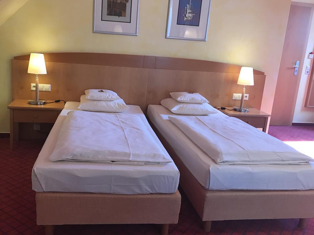 Businesshotel Heilbronn- Biberach Exteriör bild